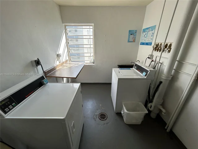 2859 Leonard Dr # G304, Aventura FL 33160