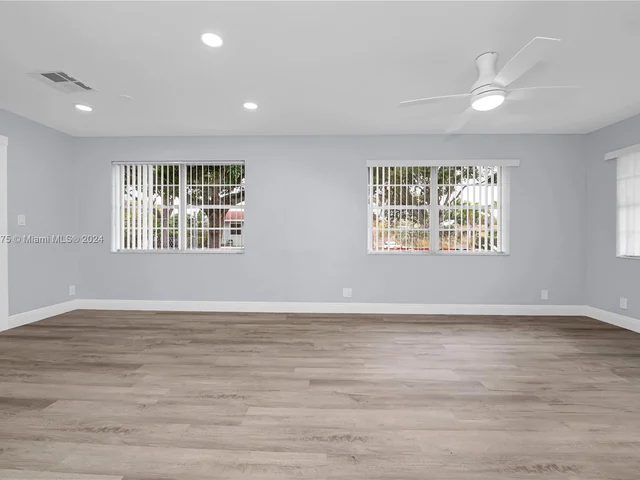 145 SW 13th Ave # 145, Delray Beach FL 33444