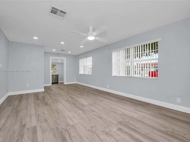 145 SW 13th Ave # 145, Delray Beach FL 33444