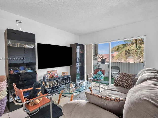 1126 NW 125th Path # 203, Miami FL 33182