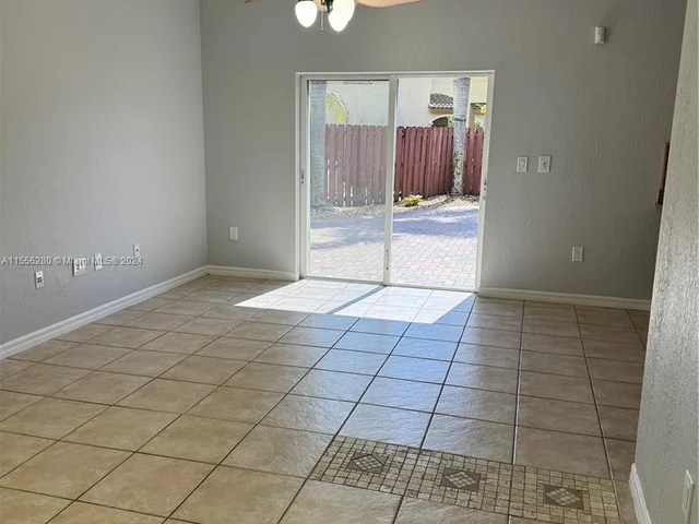 5060 SW 136th Ave, Miramar FL 33027