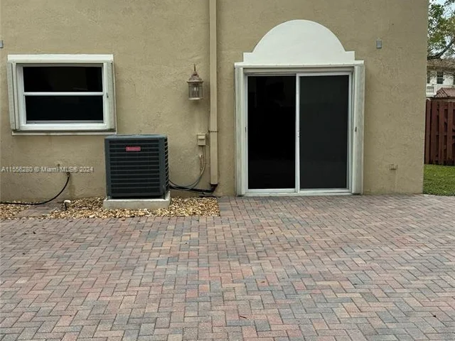 5060 SW 136th Ave, Miramar FL 33027