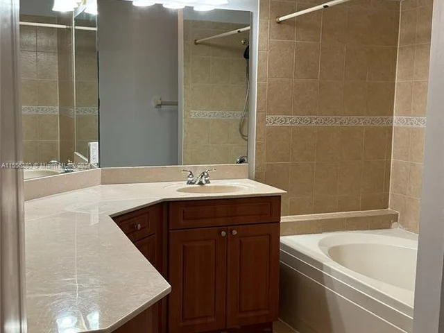 5060 SW 136th Ave, Miramar FL 33027