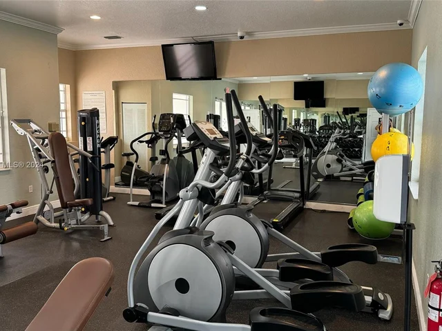 5060 SW 136th Ave, Miramar FL 33027