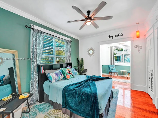 18 NE 42nd St, Miami FL 33137