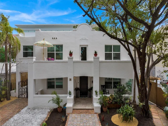 18 NE 42nd St, Miami FL 33137