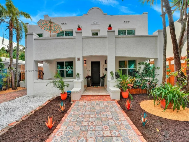 18 NE 42nd St, Miami FL 33137