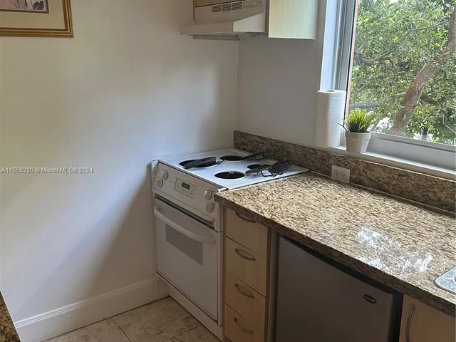 2951 S Bayshore Dr # 417, Miami FL 33133