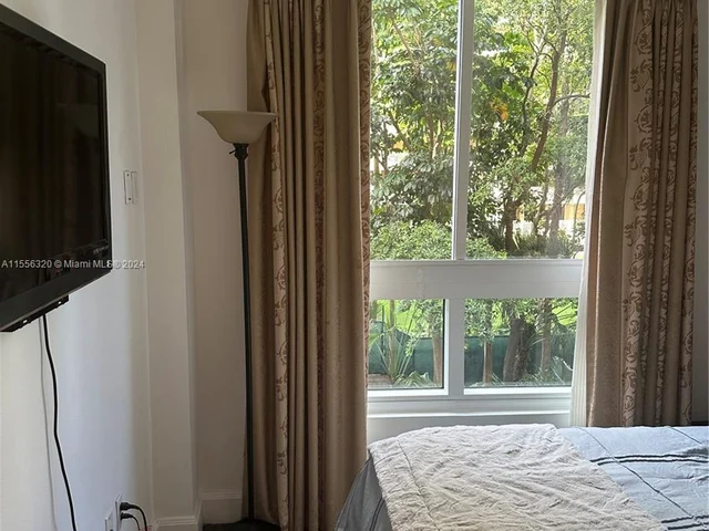 2951 S Bayshore Dr # 417, Miami FL 33133