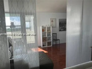 2899 Collins Ave # 1420, Miami Beach FL 33140