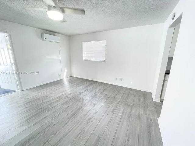 401 SE 23rd Ave # A, Boynton Beach FL 33435