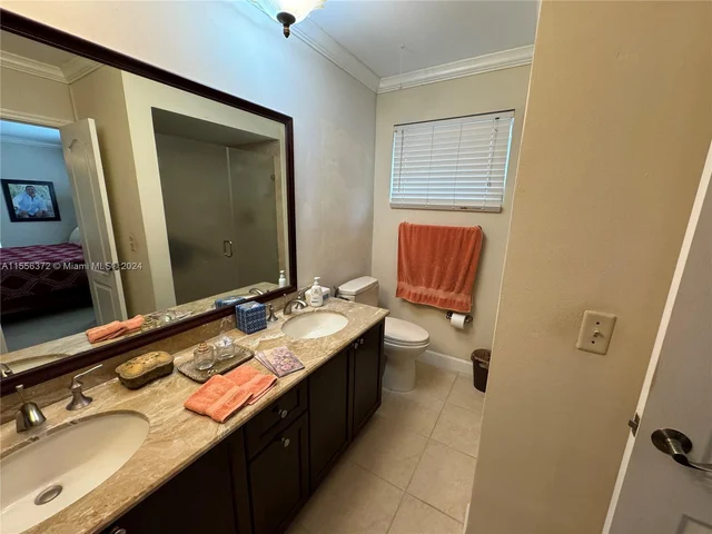 8500 SW 86th Ct, Miami FL 33143