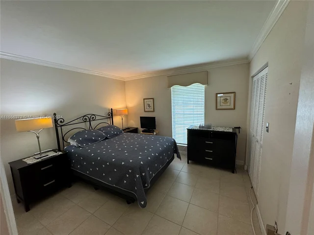 8500 SW 86th Ct, Miami FL 33143