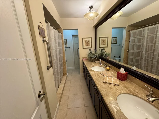 8500 SW 86th Ct, Miami FL 33143