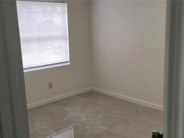 5321 NW 12th Ct, Lauderhill FL 33313