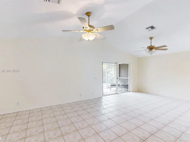 1994 Pisces Ter, Weston FL 33327