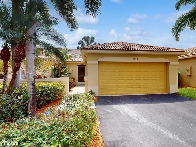 1994 Pisces Ter, Weston FL 33327