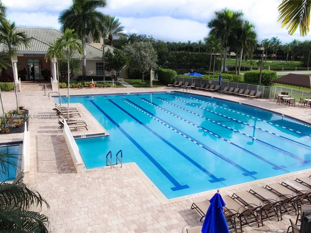 1994 Pisces Ter, Weston FL 33327