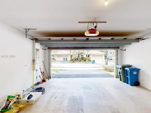 1994 Pisces Ter, Weston FL 33327