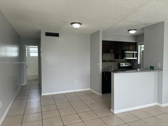8262 NE 1st Ave # 5, Miami FL 33138