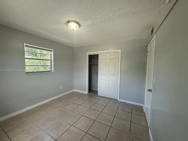 8262 NE 1st Ave # 5, Miami FL 33138