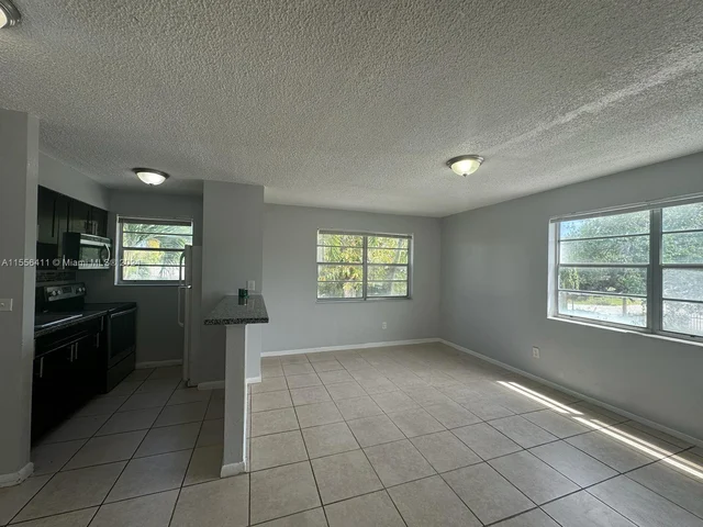 8262 NE 1st Ave # 5, Miami FL 33138