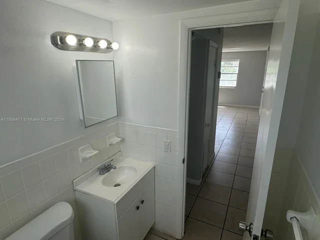 8262 NE 1st Ave # 5, Miami FL 33138