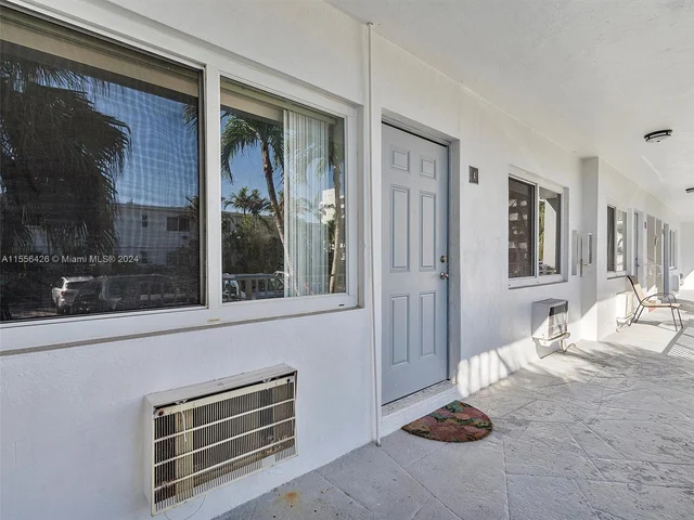 1075 101st St # 4, Bay Harbor Islands FL 33154