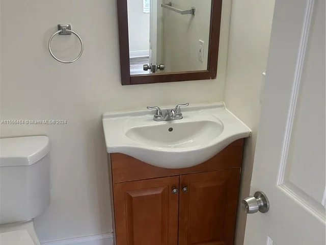 16 Fleming Ct # 16, Weston FL 33326