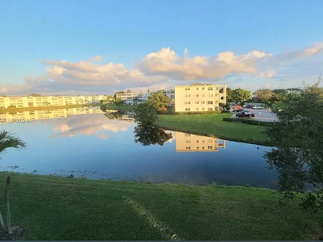 2067 Harwood E # 2067, Deerfield Beach FL 33442