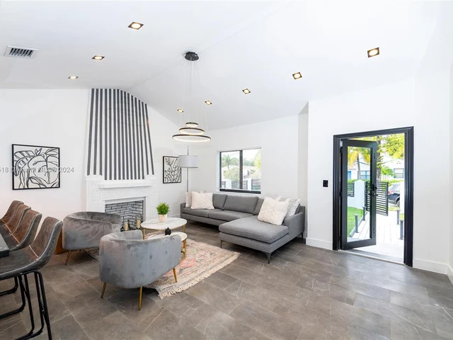 20 NE 49th St # 0, Miami FL 33137