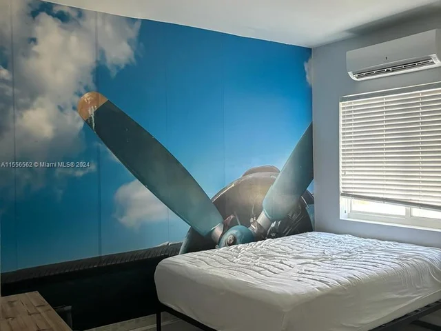 245 NE 33 ST # 206, Miami FL 33137