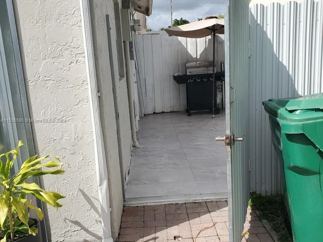 14223 SW 153rd Ter # 1, Miami FL 33177