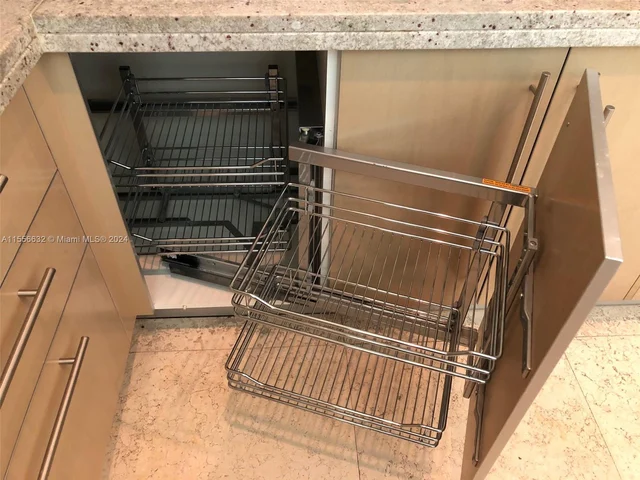 900 Brickell Key Blvd # 2205, Miami FL 33131