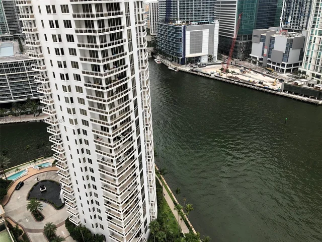 900 Brickell Key Blvd # 2205, Miami FL 33131