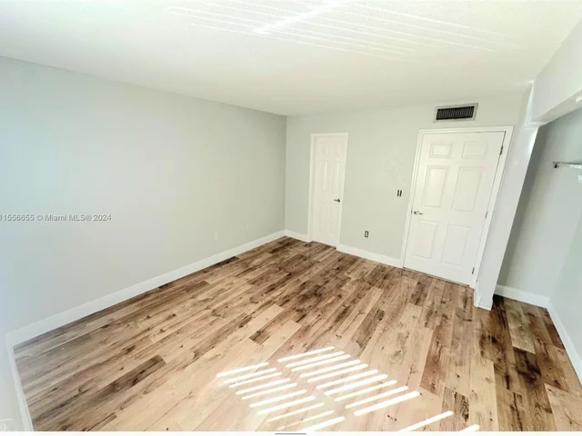7130 NW 179th St # 111, Hialeah FL 33015