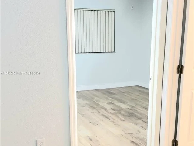 7130 NW 179th St # 111, Hialeah FL 33015