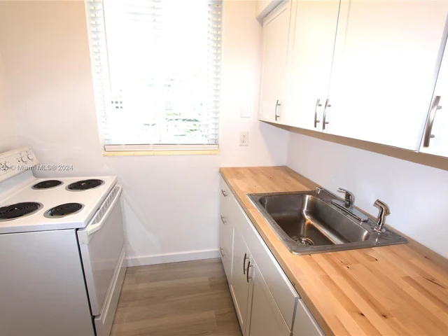 1115 Euclid Ave # 15, Miami Beach FL 33139