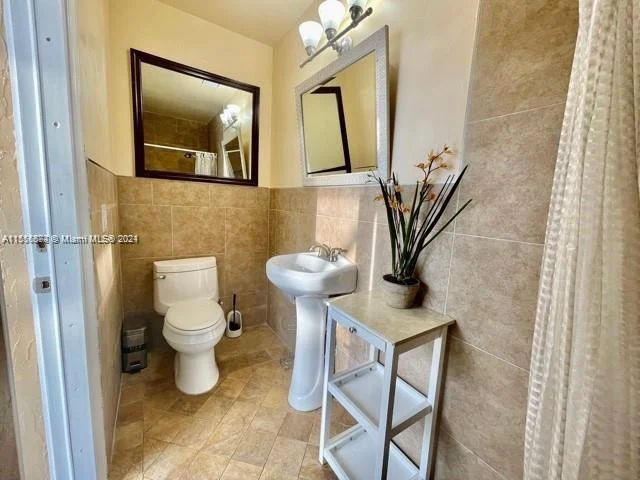 9240 SW 56th St, Cooper City FL 33328