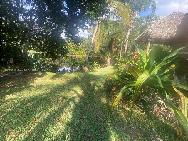 2180 SW 115th Ter, Davie FL 33325