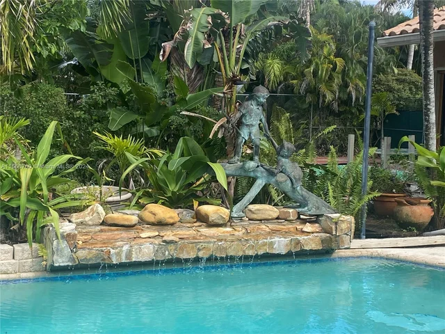 2180 SW 115th Ter, Davie FL 33325