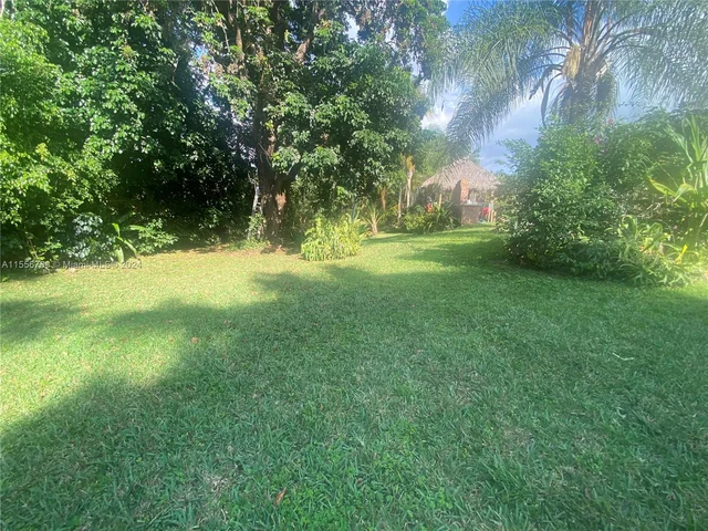 2180 SW 115th Ter, Davie FL 33325