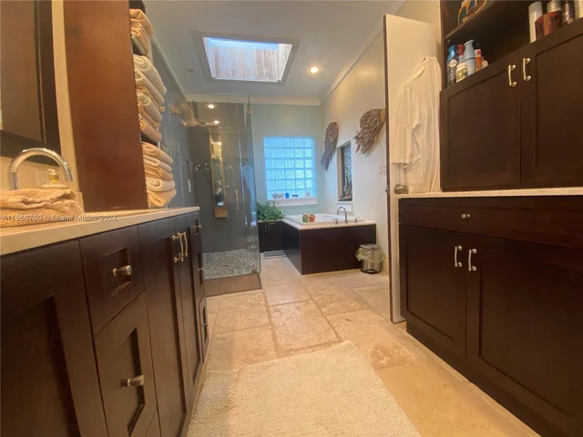 2180 SW 115th Ter, Davie FL 33325