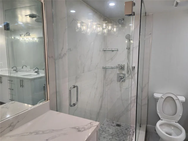 5001 Collins Ave # 12A, Miami Beach FL 33140