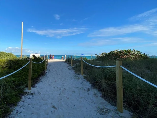 5001 Collins Ave # 12A, Miami Beach FL 33140