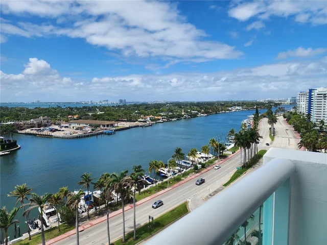 5001 Collins Ave # 12A, Miami Beach FL 33140