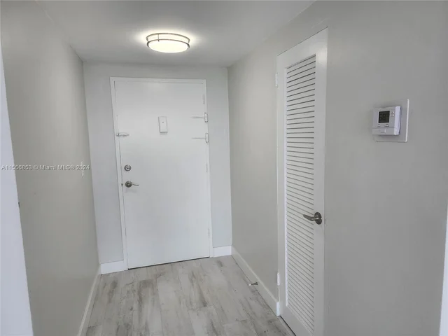 5001 Collins Ave # 12A, Miami Beach FL 33140
