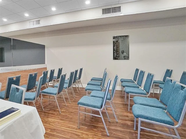 5001 Collins Ave # 12A, Miami Beach FL 33140