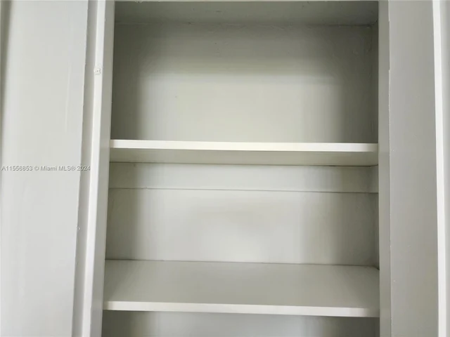 5001 Collins Ave # 12A, Miami Beach FL 33140