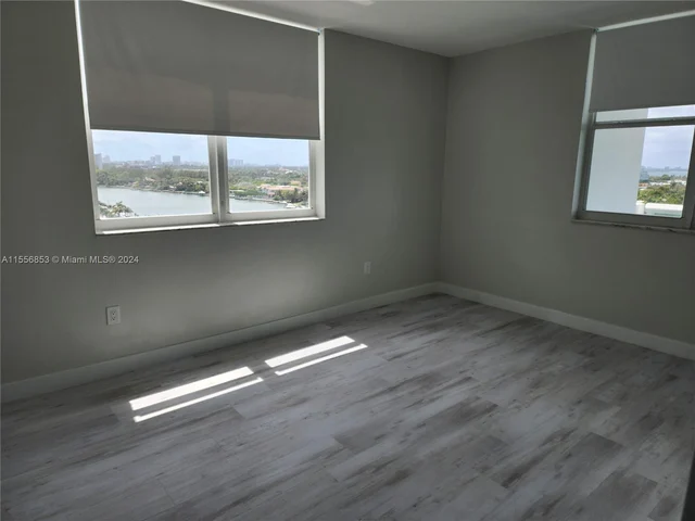 5001 Collins Ave # 12A, Miami Beach FL 33140